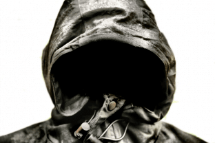 Crean el primer manto de invisibilidad activo