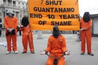 Cárcel de Guantánamo cumple 10 años mientras Obama incumple promesa de cerrarla