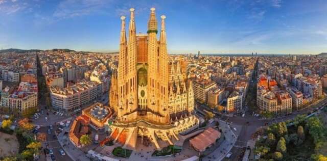 Cierran discotecas en Cataluña para frenar el contagio del Coronavirus