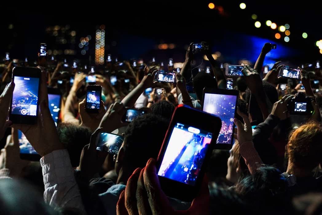 Próximamente celulares con batería ilimitada y desechos nucleares