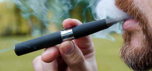 El consumo del cigarrillo electrónico afecta la salud humana.