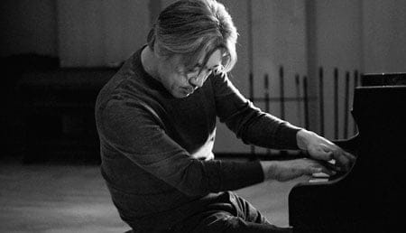 El compositor Ryuichi Sakamoto sufre de cáncer de garganta...