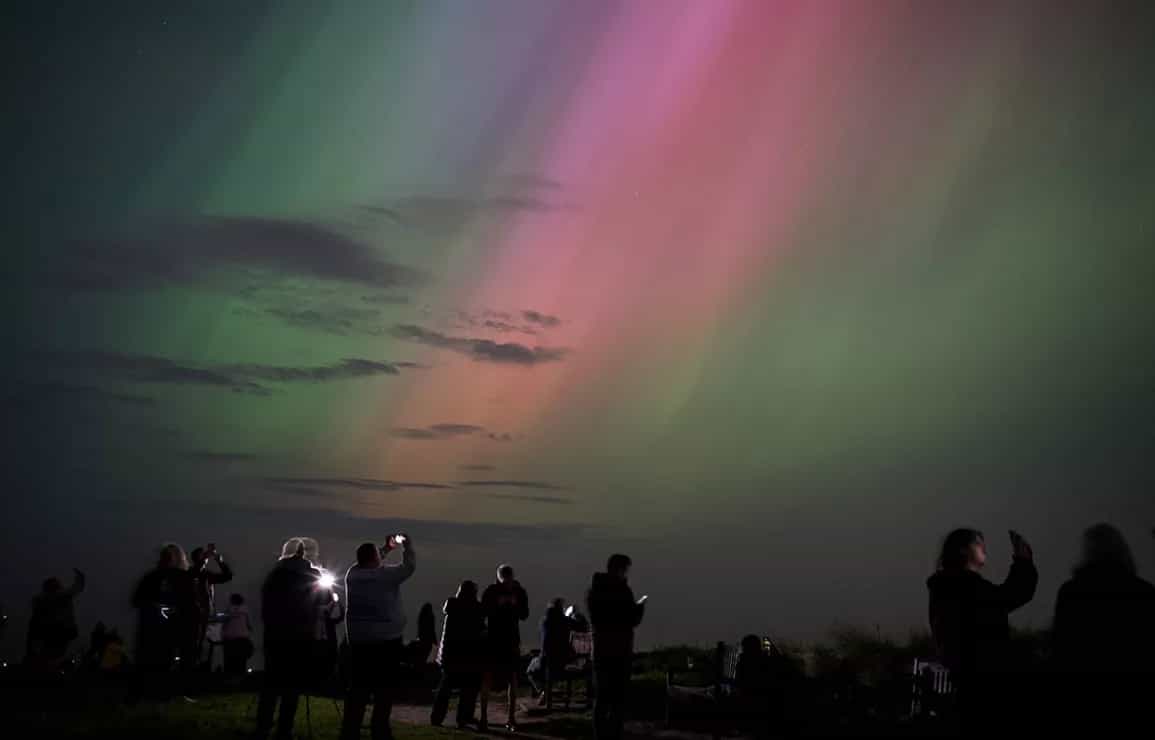 Las deslumbrantes auroras son solo más tormentas solares, dicen los científicos