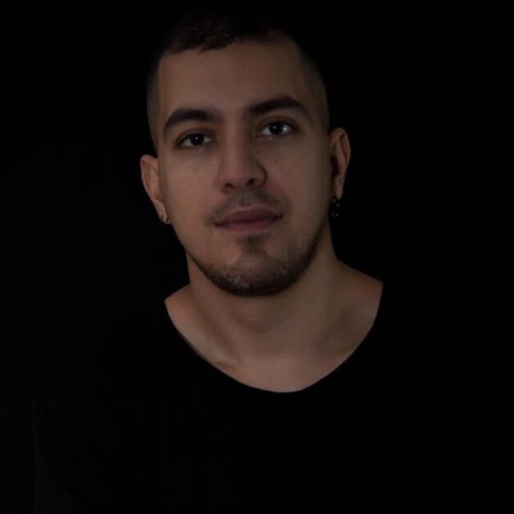 Premiere: Escucha ‘Pollux’ de Sebastian Daza en Raw Pendulum