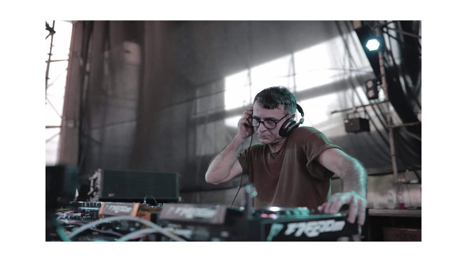 Dino Sabatini y toda su hipnótica de ultra avanzada de tour por Colombia en Octubre