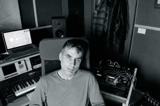 DINO SABATINI colabora en el EP OMNIFORM II con una producción cristalina.