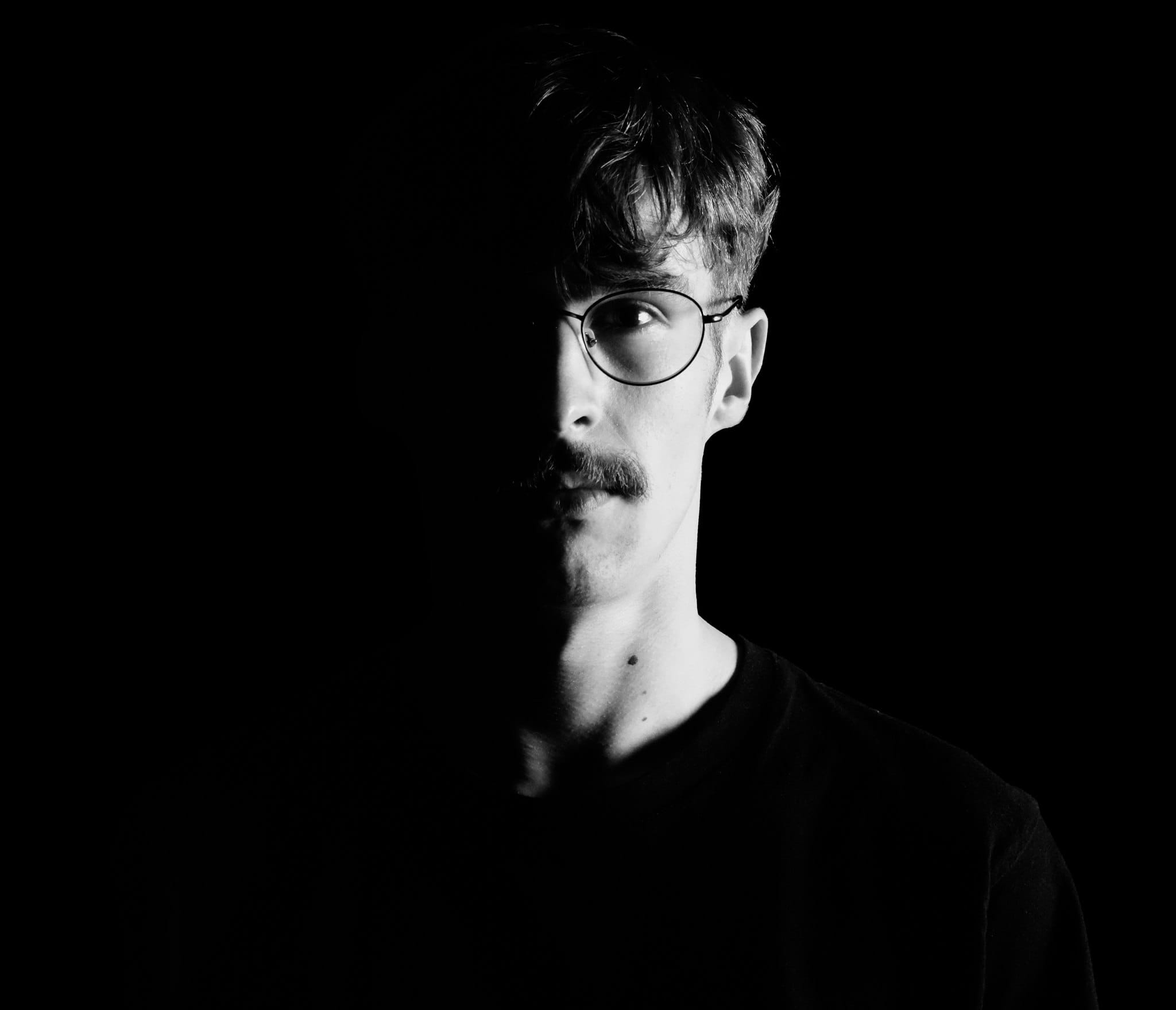 Premiere: Escucha 'Depth' de dxrvo en TNR Media