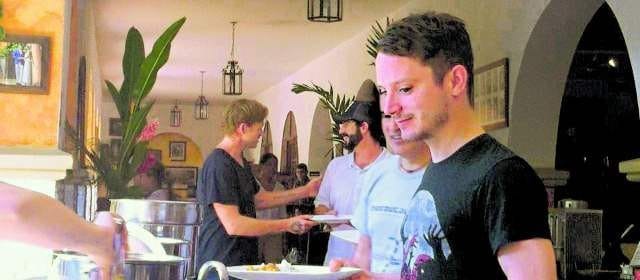 Frodo ( Elijah Wood ) está en Antioquia rodando película