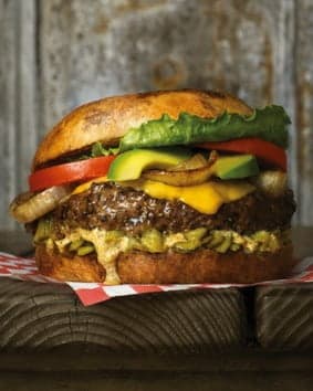 ¿Tiene sustancias adictivas la comida rápida?