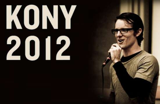 90.000 dolares, el Salario de los creadores de KONY 2012 / KONY 2012 founders salary is 90.000 dollars.