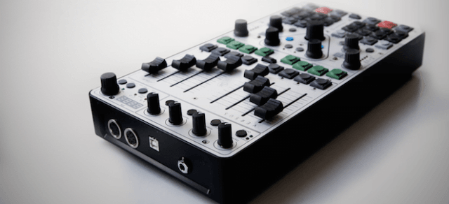 Magda ayuda a diseñar nuevo controlador para DJ