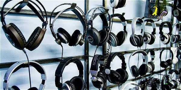 Cómo escoger los audífonos ideales para escuchar buena música