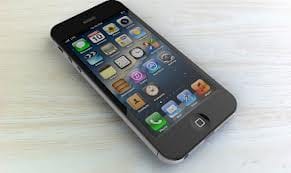 Iphone 5.. más largo y delgado y menos pesado...