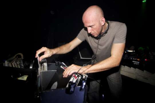 MIX DEL DIA: DVS1 live @ SUNSET Island : June 9, 2013
