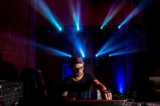 Jichael Mackson lanza el diverso EP Carneval ¡Escúchalo aquí!