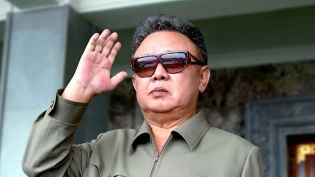 El líder norcoreano Kim Jong il muere de un infarto, según reporte local
