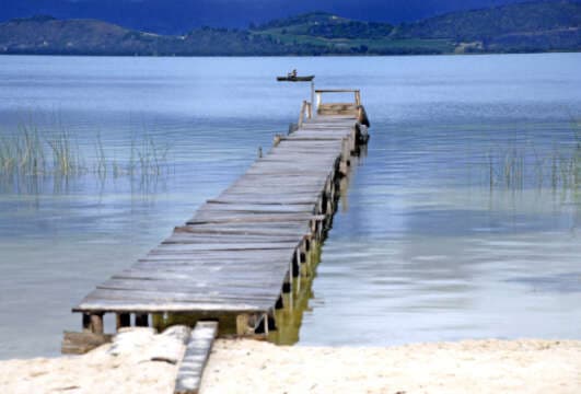 La nueva “joya” de la explotación petrolera LA LAGUNA DE TOTA!