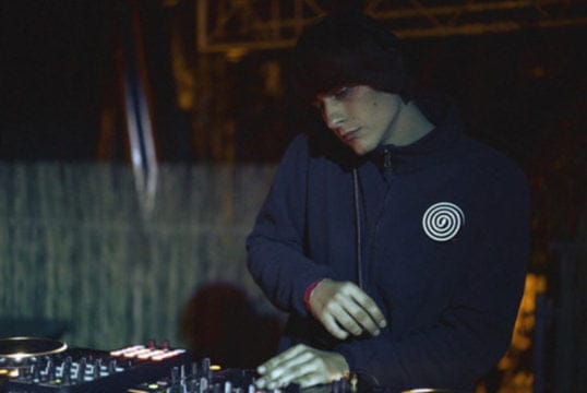 Escucha el nuevo EP de Luigi TOZZI que seguro sonará en el FREEDOM festival