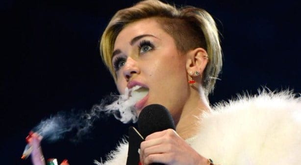 Piden que la marihuana pueda 'salir del clóset'