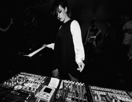 Disfruta de "Forbidden Gaze", track de la hermosa Xosar...