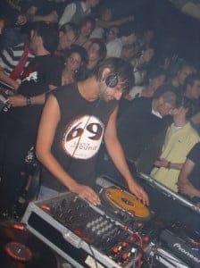 Mp3: Ricrado Villalobos b2b Casyy & Zip – Live at Sunwaves Tent, Mamaia, Romania 02-05-2009