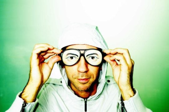 SECRET CINEMA, las frecuencias rave y sus casi 30 años de experiencia volverán de gira a Colombia.