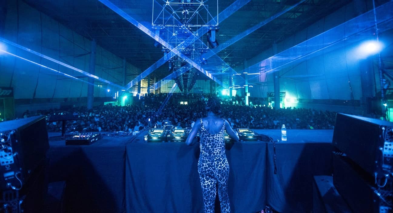SHINEDOE: La soberana holandesa con sabor afrolatino en la TechnoFeria2