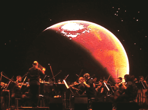 REVIEW: La Orq. Filarmónica de Medellín y la Odisea espacio-tiempo por el Universo.