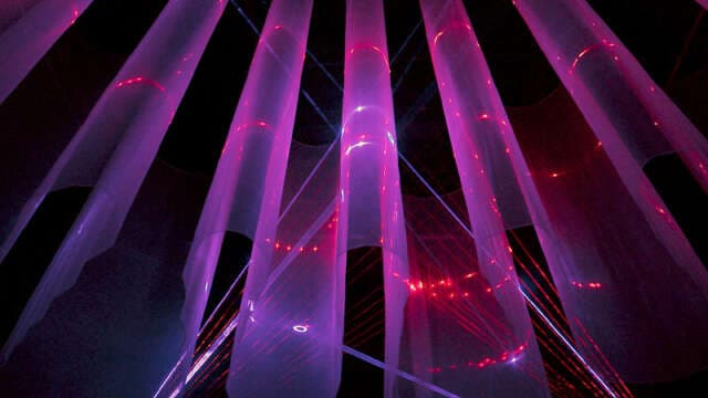 Spline: instalación audiovisual de Robert Henke