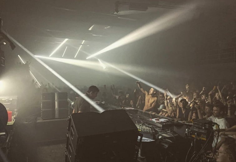 Sorprendente recorrido por submundos, escucha a STENNY y su arriesgada propuesta en #FDM2024