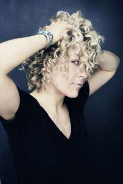 Mp3 :tINI – Fuse Brussels September 2011 Promo Mix