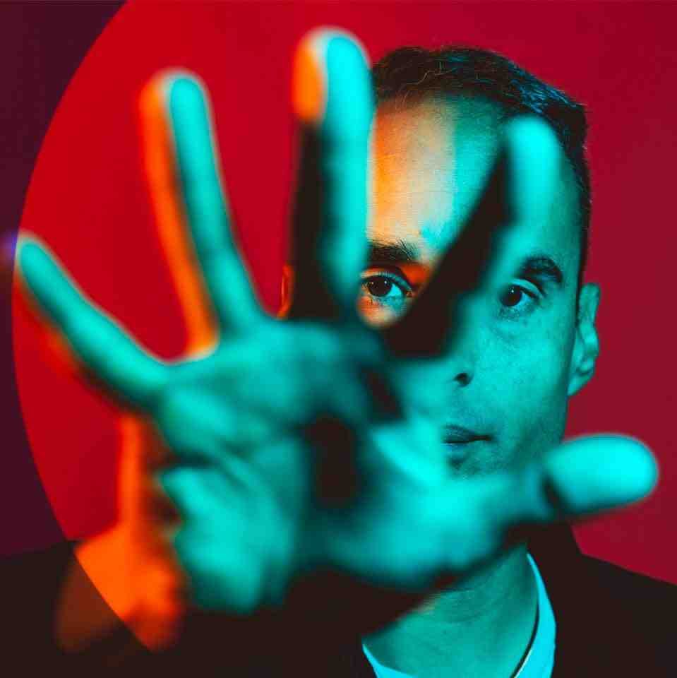 John Tejada iluminó el género con su álbum Little Green Lights And Four Inch Faders (1998)