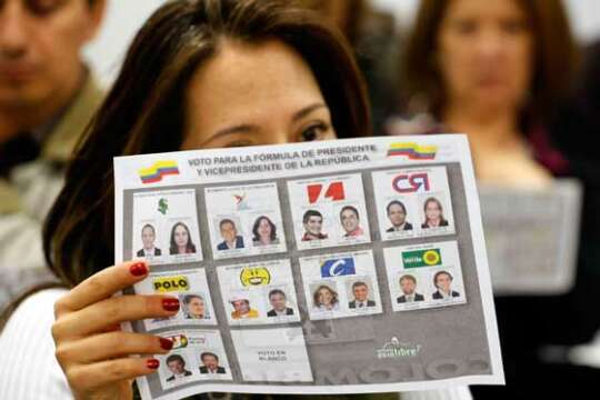 Ya buscaste si esta registrada tu cédula en algún sitio para votar ?