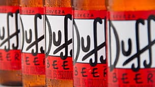 La lucha por la cerveza de Los Simpson